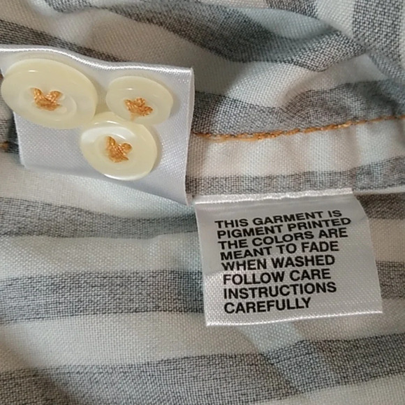 TOMMY BAHAMA MADE TO FADE 100% COTTON LONG SLEEVE BUTTON DOWN SHIRT - Picture 7 of 9